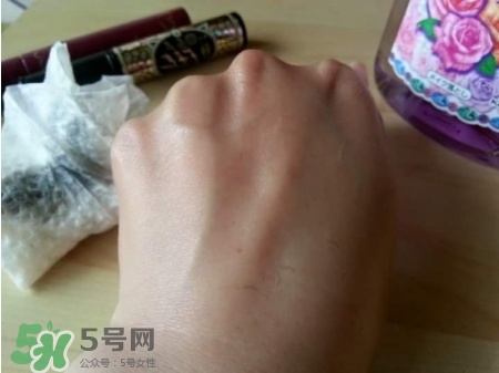 Biroe碧柔卸妝油怎么樣？碧柔卸妝油使用方法