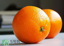 吃完橙子可以吃藥嗎？吃藥后可以吃橙子嗎？