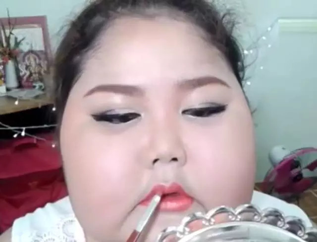 臉胖怎么化妝好看？臉大怎么化妝好看