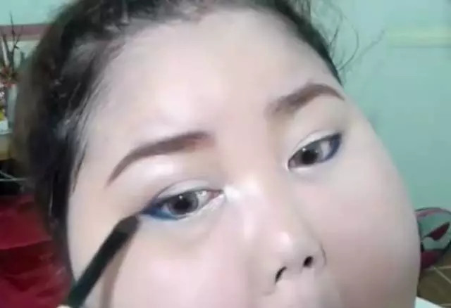 臉胖怎么化妝好看？臉大怎么化妝好看