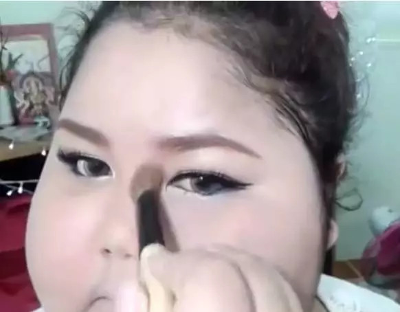 臉胖怎么化妝好看？臉大怎么化妝好看