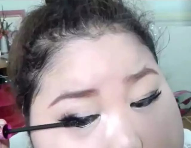 臉胖怎么化妝好看？臉大怎么化妝好看