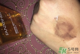 凡茜白茶卸妝油怎么用？凡茜卸妝油使用方法
