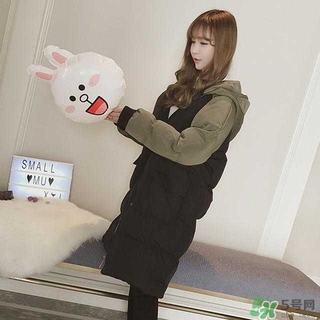 小個子女生適合穿什么羽絨服？個子矮的女生適合什么羽絨服