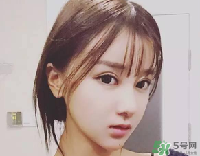 素顏霜什么時候涂？素顏霜怎么涂均勻？