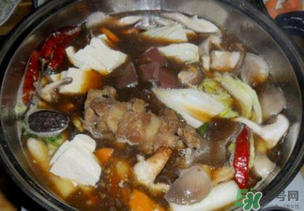 羊蝎子火鍋好吃嗎？羊蝎子火鍋涮什么好吃？