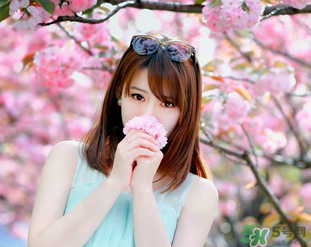 重瞼術(shù)是什么？重瞼術(shù)是永久的嗎？