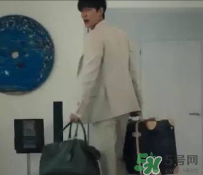 李敏鎬的包包什么牌子？李敏鎬的包包同款