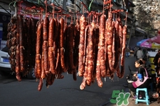 灌香腸配什么作料好吃？灌香腸需要放什么調(diào)料？