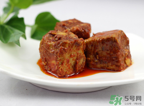 霉豆腐發(fā)霉了還能吃嗎？霉豆腐發(fā)霉有幾種顏色？