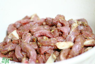 腌牛肉用什么粉？腌牛肉用什么料？