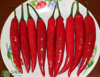 新鮮辣椒可以冷凍嗎？新鮮辣椒怎么保存冰箱？