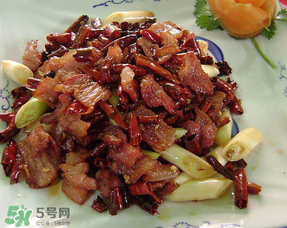 腌肉要洗嗎？腌肉怎么洗不咸？