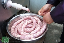 麻辣香腸怎么做好吃？川味麻辣香腸的做法大全