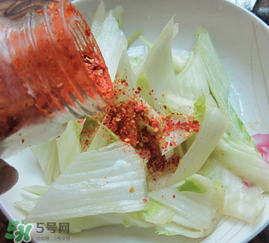 腌白菜放多少鹽？腌白菜放鹽比例