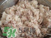 做藕丸子要放多少鹽？一斤藕做藕圓子放多少鹽合適？