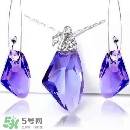 施華洛世奇是什么材質(zhì)？施華洛世奇是真水晶嗎？