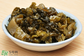 腌酸菜多長(zhǎng)時(shí)間能吃？酸菜腌制多長(zhǎng)時(shí)間可以吃？