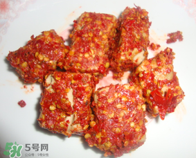 霉豆腐長紅霉還能吃嗎？霉豆腐為什么會長紅霉？