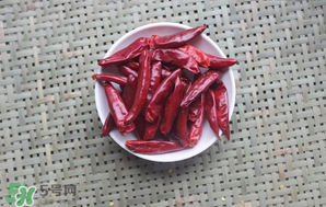 干辣椒發(fā)霉了還能吃嗎？干辣椒發(fā)霉了怎么辦？