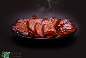 臘腸外面的皮是什么？臘腸皮是什么做的？