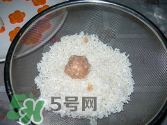 珍珠丸子蒸多長時間？珍珠丸子要蒸多久？