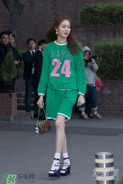 李圣經(jīng)的衣服什么牌子？李圣經(jīng)衣服同款