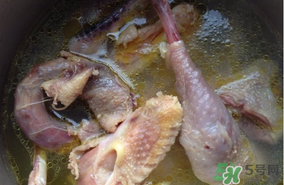 腌雞肉放多少鹽？一斤雞肉放多少鹽？