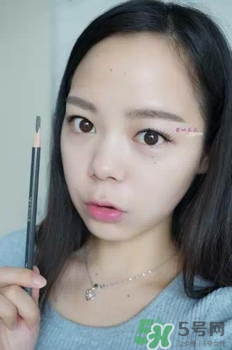 2017年流行什么眉型？2017年最流行眉毛介紹