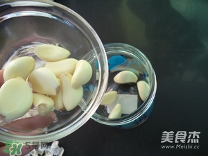 臘八蒜用什么蒜？臘八蒜用新蒜還是老蒜？
