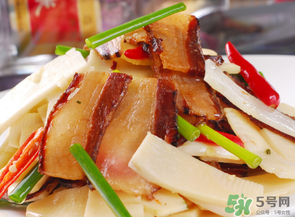 醬肉用什么醬油好？醬肉用生抽還是老抽？