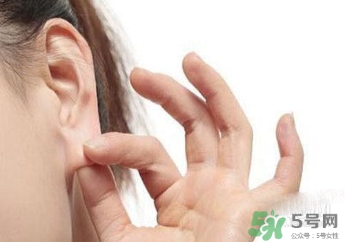冬天耳朵長(zhǎng)凍瘡怎么辦？怎么預(yù)防冬天耳朵長(zhǎng)凍瘡？