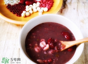 寶寶可以吃臘八粥嗎？寶寶多大可以吃臘八粥？