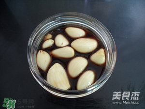 臘八蒜用什么蒜？臘八蒜用新蒜還是老蒜？