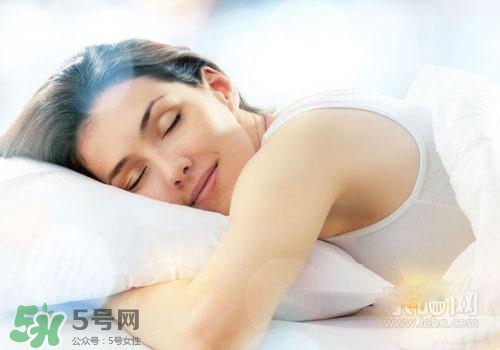 冬天不戴胸罩好不好？冬天胸罩幾天換一次？
