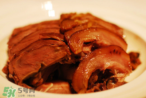 鹵豬頭肉多少錢一斤？醬鹵豬頭肉多少錢一斤？