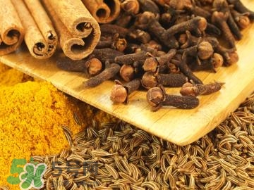 有狐臭不能吃什么食物？有狐臭的人不能吃什么