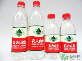 農(nóng)夫山泉和怡寶哪個好？農(nóng)夫山泉好還是怡寶好？