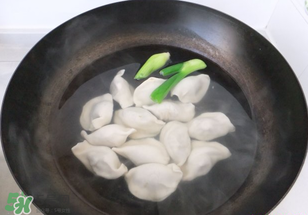 ?冷凍水餃怎么煮不破？冷凍水餃怎么煮好吃？