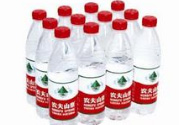 礦泉水會過期嗎？礦泉水過期了還能喝嗎？