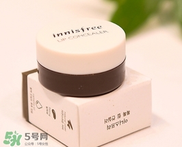 唇部遮瑕膏能吃嗎？唇部遮瑕膏吃了有毒嗎？