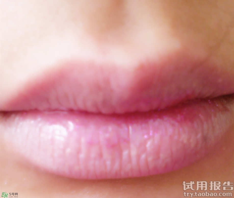 唇部遮瑕膏能吃嗎？唇部遮瑕膏吃了有毒嗎？