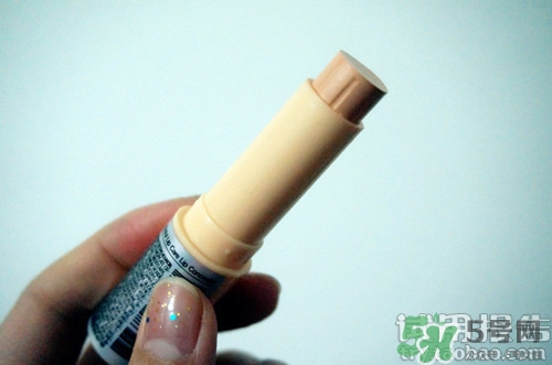 唇部遮瑕膏怎么用？唇部遮瑕膏使用方法
