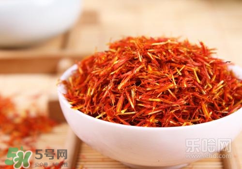 高血脂泡腳用什么藥好？高血脂用什么藥泡腳？