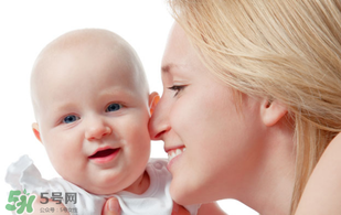 立春可以斷奶嗎？什么季節(jié)斷奶對(duì)寶寶好？