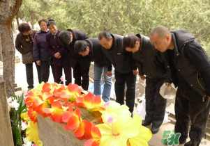 臘月可以上墳嗎？臘月上墳時(shí)間