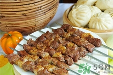 吃燒烤后喝酸奶好嗎？吃完燒烤喝酸奶好嗎？