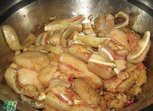 豬耳朵怎么腌制？腌豬耳朵的做法大全