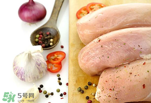 雞胸肉煮多久能熟？雞胸肉怎么煮比較嫩？