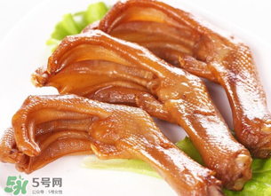 鹵鴨掌要多長時間？鹵鴨掌鹵多長時間？